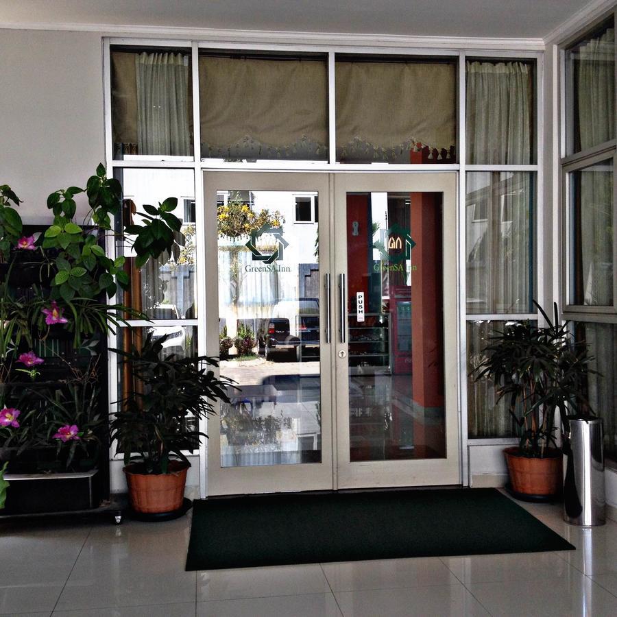 Greensa Inn Surabaya Esterno foto
